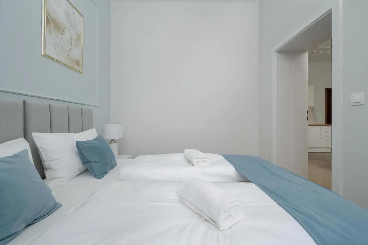 Aparthotel Sniadeckich 47 Wroclaw By Noclegi Renters 0*,  Polen