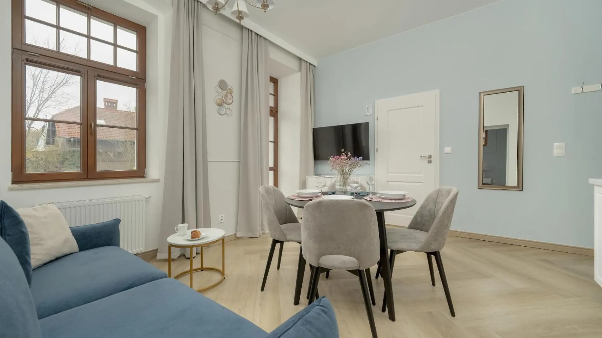 Aparthotel Sniadeckich 47 Wroclaw By Noclegi Renters Polen